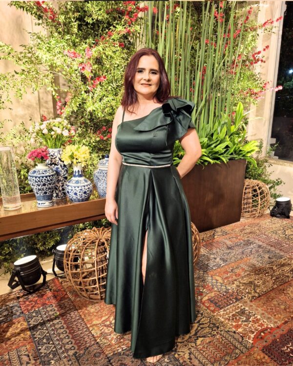 Vestido verde media manga con tajo - Imagen 3