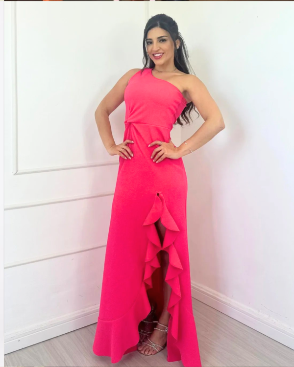 Vestido al cuerpo rosa chicle